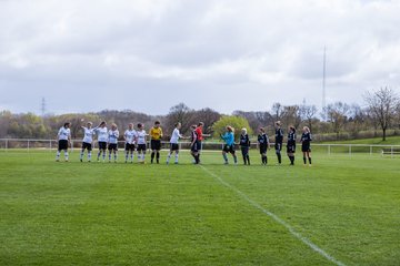 Bild 25 - Frauen SV Henstedt Ulzburg2 : TSV Schoenberg : Ergebnis: Abbruch